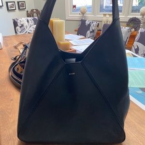 Matt and Nat bucket bag
